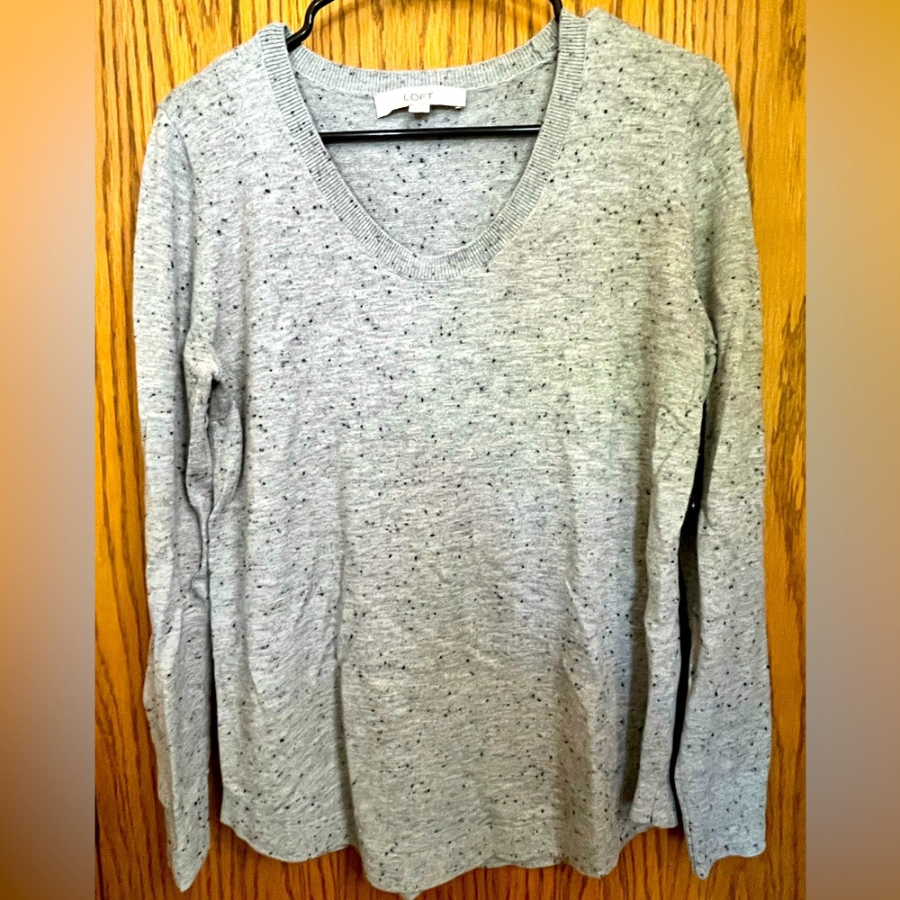 Loft grey with black speckles scoop neck sweater